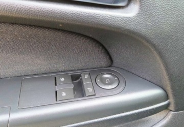 Opel Astra H Hatchback 5d 1.4 TWINPORT ecoFLEX 90KM 2008 Opel Astra Opel Astra GTC 1,4 Ben 90km 1.4 Benzyna 90KM, zdjęcie 8