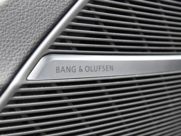 Audi Q7 II 2025 AUDI Q7 60 TFSI e quattro S Line Suv 3.0 (490KM) 2025, zdjęcie 13