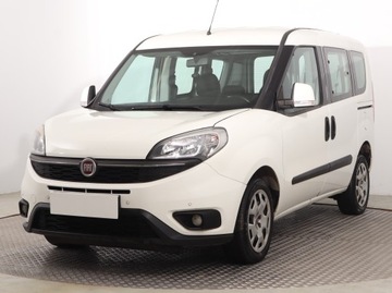 Fiat Doblo IV 1.6 MultiJet 120KM 2016 Fiat Doblo 1.6 MultiJet, Salon Polska, VAT 23%, zdjęcie 1