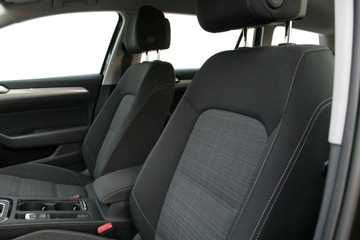 Volkswagen Passat B8 Variant Facelifting 2.0 TSI 190KM 2021 Volkswagen Passat BUSINESS 2.0TSI 190KM Salon PL GWARANCJA SelectCar+ FV23%, zdjęcie 12