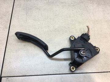 POTENCJOMETR GAZU SCENIC II 1.9 DCI 8200159645