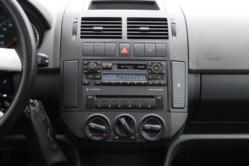 Volkswagen Polo IV Hatchback 1.4 16V 75KM 2005 VW Polo 1.4 16V, Klima,ALU, zdjęcie 11