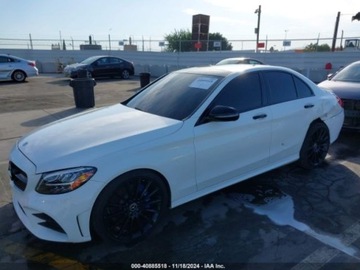 Mercedes Klasa C W205 2019 Mercedes-Benz Klasa C 2019 MERCEDES-BENZ C 300 2.0 Benzyna 255KM, zdjęcie 2