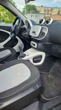Smart Forfour II Hatchback 1.0 mhd 71KM 2016 Smart Forfour Smart Forfour 1.0 1 Wlasciciel Klima Benzyna 71KM, zdjęcie 14