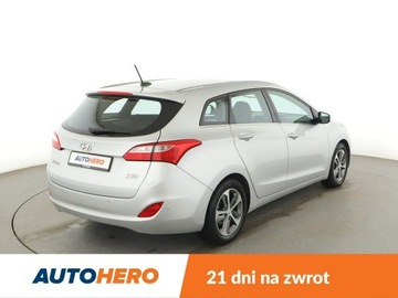 Hyundai i30 II Wagon Facelifting 1.6 CRDi 136KM 2016 Hyundai i30 navi klima auto kamera i czujniki, zdjęcie 6