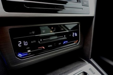 Volkswagen Passat B8 Variant Facelifting 1.5 TSI EVO 150KM 2021 Volkswagen Passat DSG, EVO Essence, 2021, 1.5 TSI 150KM, BDB, FV23 1.5, zdjęcie 10