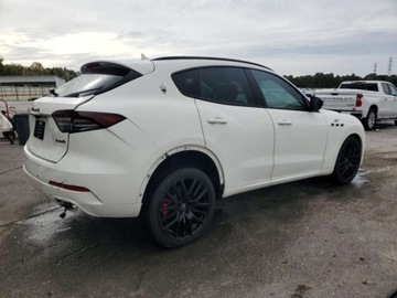 Maserati Levante 2022 Maserati Levante 2022r., GT, 3L, od ubezpieczalni 3.0 Benzyna 345KM, zdjęcie 3