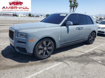 Rolls-Royce 2021 Rolls-Royce Cullinan 6,7 L 563 KM 2021 6.7 Benzyna 563KM