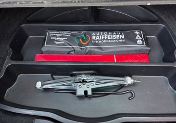 Kia Venga Mikrovan 1.6 DOHC CVVT 125KM 2012 Kia Venga 1.6 Benz 125KM LED Klima 6bieg ABS Parktro. ESP Kurtyny Faktura, zdjęcie 7