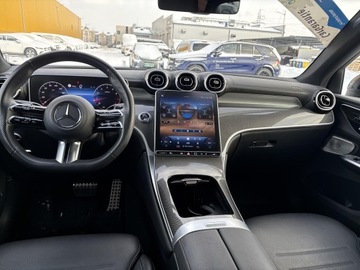 Mercedes GLC C254/X254 Coupe 2.0 300 258KM 2023 Mercedes-Benz GLC 300 300 4matic/ Gwarancja/ Folia, zdjęcie 10
