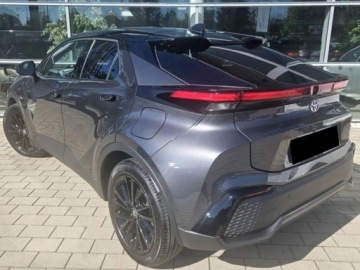 Toyota C-HR II SUV 1.8 Hybrid 140KM 2026 Od ręki - GR Sport 1.8 Hybrid Dynamic Force 140KM | Podgrzewane fotele!, zdjęcie 1