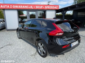 Volvo V40 II Cross Country 2.0 D3 DRIVE-E 150KM 2016 Volvo V40 Volvo V40 D3 Momentum 2.0 Diesel 150KM, zdjęcie 22