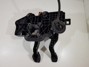 ПЕДАЛЬ ТОРМОЗА СЦЕПЛЕНИЯ 00519445140 FIAT 500L EUR