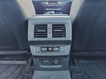 Audi Q5 II SUV Facelifting 2.0 40 TDI 204KM 2023 Audi Q5 matrixy, hak, aktywny tempomat, grzane fotele 2.0 Diesel 204KM, zdjęcie 30