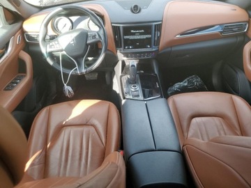 Maserati Levante 2022 Maserati Levante Base 2022 3.0l 3.0 Benzyna 345KM, zdjęcie 8