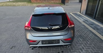 Volvo V40 II Hatchback Facelifting 2.0 D2 120KM 2017 Volvo V40 R-design 2.0 Diesel 120KM, zdjęcie 27