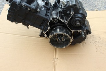 ДВИГАТЕЛЬ CB 300 18R