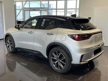 Lexus LBX 1.5 Hybrid 136KM 2026 Od ręki - Cool 1.5 Hybrid 136KM | Podgrzewane fotele!, zdjęcie 3