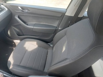 SEDADLA KOMPLET LEVÝ PRAVÝ POHOVKA ZADNÍ + BOKY SKODA RAPID I HB 5D