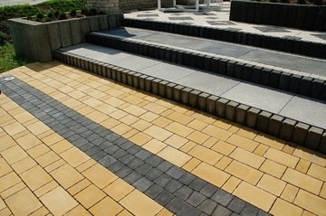 Брусчатка для подъездной террасы LUNA AKROPOL