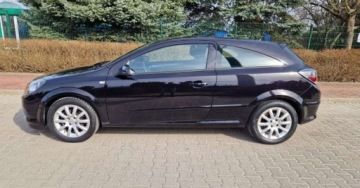 Opel Astra H Hatchback 5d 1.4 TWINPORT ecoFLEX 90KM 2005 Opel Astra Opel Astra 1.4 Edition Plus 1.4 Benzyna 90KM, zdjęcie 8