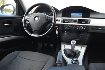 BMW Seria 3 E90-91-92-93 Limuzyna E90 318i 143KM 2011 SUPER OPŁACONA 2.0i 143KM LIFT SERWIS NAVI BI-XENON PARKTRONIK START/STOP, zdjęcie 26