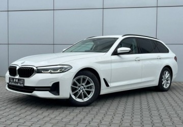 BMW Seria 5 G30-G31 Touring Facelifting 2.0 520d 190KM 2023 BMW Seria 5 xDrive Skora Automat Virtual Navi PDC Led FV23, zdjęcie 22