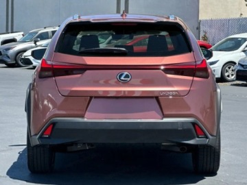 Lexus UX Crossover Facelifting 2.0 300h 199KM 2025 300h Business 2.0 199KM | System Martwego Pola, zdjęcie 4