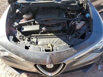 Alfa Romeo Stelvio SUV 2.0 Turbo 280KM 2018 Alfa Romeo Stelvio Ti Sport 2018 2.0l 2.0 Benzyna 280KM, zdjęcie 6