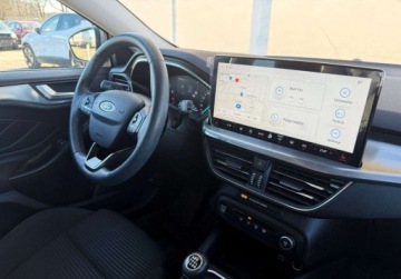 Ford Focus IV Hatchback Facelifting 1.0 EcoBoost 125KM 2022 Ford Focus 1.0 EcoBoost 125KM MT6 Titanium Salon PL ASO I-wszy wlasciciel, zdjęcie 29