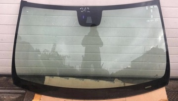 MERCEDES E W212 SKLO (OKNO) PŘEDNÍ ČELNÍ ŠTĚPINA