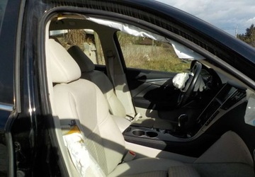 Infiniti Q50 II 2017 Infiniti Q50 Okazja 3.5 Hybryda 306KM, zdjęcie 18