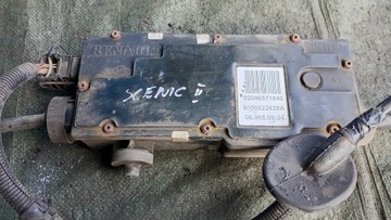Renault Scenic II Hamulec ręczny elektryczny