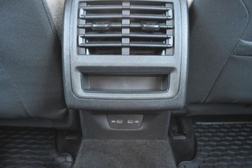 Volkswagen Golf VIII 2022 Volkswagen Golf SalonPL 2.0TDI 115KM DSG ACC Czujniki Ambiente Kessy LaneA, zdjęcie 31