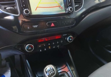 Kia Carens IV Minivan 1.6 GDI 135KM 2016 Kia Carens Kia Carens 1.6 GDI XL 7os EU6 1.6 Benzyna 135KM, zdjęcie 13