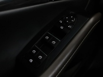 Mazda CX-30 2.0 Skyactiv-X 180KM 2019 Mazda CX-30 4x4 automat mHEV skóra navi klima, zdjęcie 38