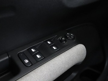 Citroen C3 Aircross  I Crossover 1.2 PureTech 110KM 2019 Citroen C3 Aircross Shine automat navi PDC, zdjęcie 35