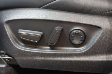 Toyota C-HR I Crossover Facelifting 1.8 Hybrid 122KM 2023 Toyota C-HR 1.8 Hybrid GPF GR Sport 1.8 Hybryda 122KM, zdjęcie 28