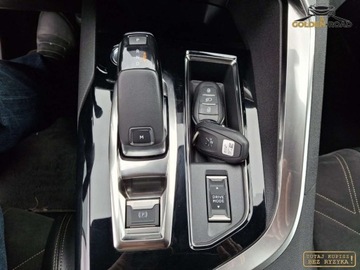 Peugeot 3008 II Crossover Facelifting  1.5 BlueHDi 130KM 2021 Peugeot 3008 1,5 hdi GT LINE alcantara kamera alu oplacony 1.5 Diesel, zdjęcie 15