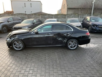 Mercedes Klasa E W214 2023 Mercedes E 220 AMG mHEV 4 Matic Kamery360, zdjęcie 5