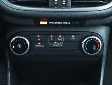 Ford Fiesta VIII Hatchback 3d 1.5 TDCi 85KM 2017 Ford Fiesta 1.5 TDCi, Tempomat, zdjęcie 12