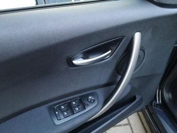 BMW Seria 1 E81/E87 Hatchback 5d E87 2.0 118i 129KM 2005 BMW 118 2.0 16v 130KM # Klimatronik # Isofix # ALU, zdjęcie 17