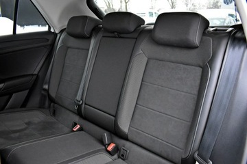 Volkswagen T-Roc I SUV Facelifting 1.5 TSI ACT 150KM 2022 Volkswagen T-Roc Bezwypadkowy / Salon Polska /, zdjęcie 12