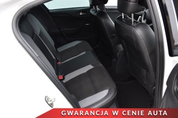 DS 4 I Hatchback Facelifting 2015 2.0 BlueHDi 181KM 2017 Citroen DS4 NawigacjaFull LEDPlywajacy Kierunek Pol-SkoraKlimatronic Tempo, zdjęcie 6