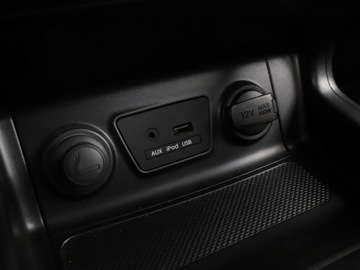 Hyundai ix35 SUV Facelifting 1.6 GDI 135KM 2014 Hyundai ix35 niski przebieg półskóra PDC grzane, zdjęcie 25