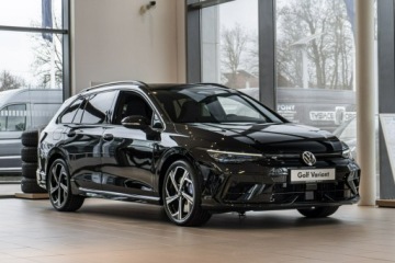 Volkswagen Golf VIII R Facelifting 2.0 TSI 333KM 2025 Volkswagen Golf Variant R 2.0 TSI 4Motion 333 KM, zdjęcie 1