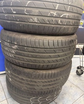 Land Rover Range Rover Velar SUV 2.0 SD4 240KM 2018 Land Rover Range Rover Velar Land Rover Range Rover Velar 2.0 Diesel 240KM, zdjęcie 38