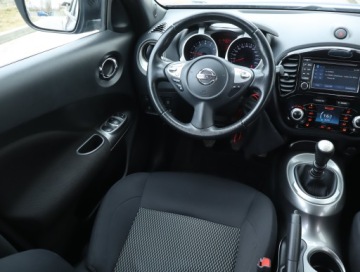 Nissan Juke I SUV Facelifting DIG-T 115KM 2015 Nissan Juke 1.2 DIG-T, Navi, Klima, Klimatronic, zdjęcie 6