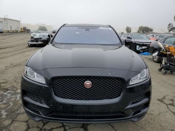 Jaguar F-Pace 2018 Jaguar F-Pace 2018 JAGUAR F-PACE PREMIUM 2.0 Benzyna 180KM, zdjęcie 3
