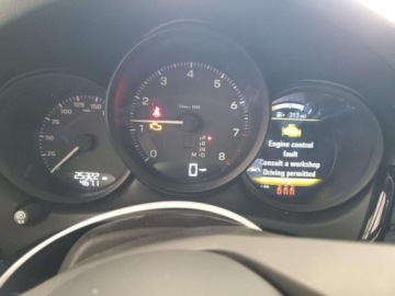 Porsche Macan SUV Facelifting II 2.0  265KM 2023 Porsche Macan 2023r,. Base,. 2L 2.0 Benzyna 265KM, zdjęcie 10